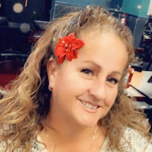 Meet your Posher, Reyna